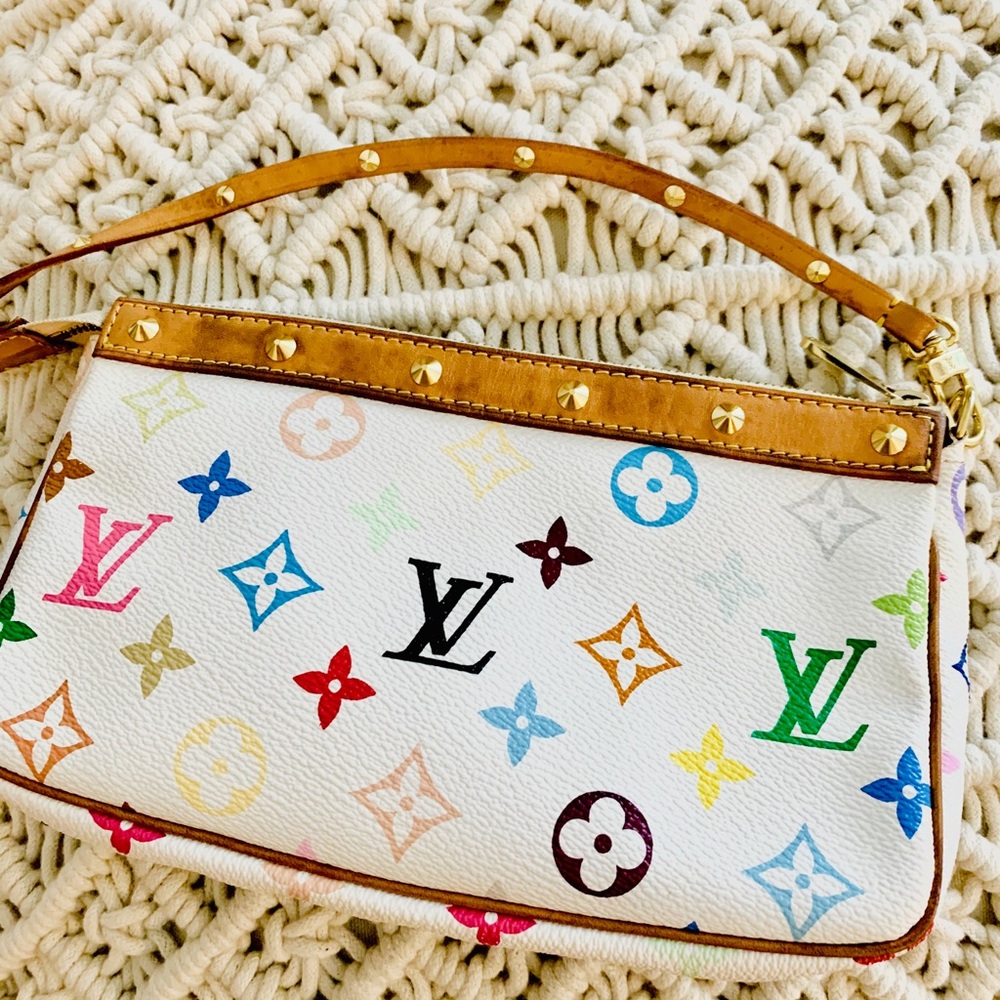 SALE! ✅Authentic VINTAGE Louis Vuitton Mini Pu…